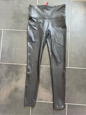 SPANX Faux Leather Leggings Black High Waisted Style 2437 Size M